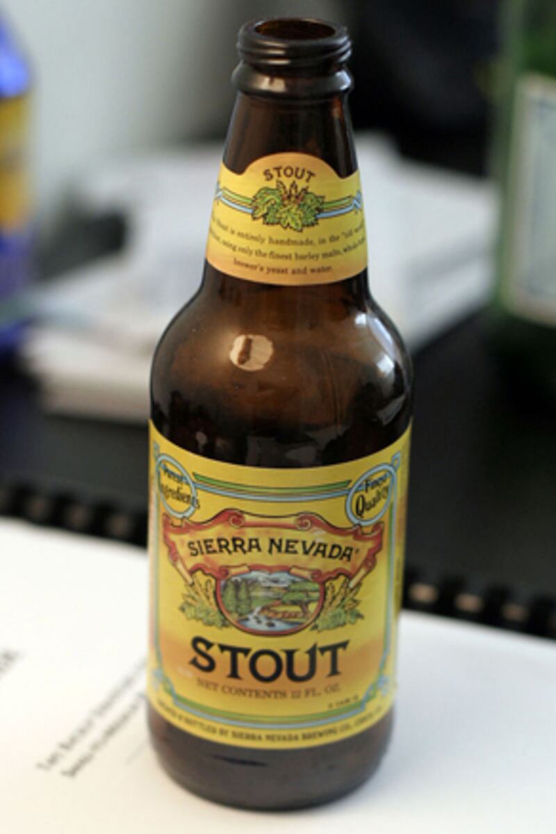 galleries/2010/10/12/the-50-most-fattening-beers/beer---sierra-nevada-stout_skzouw