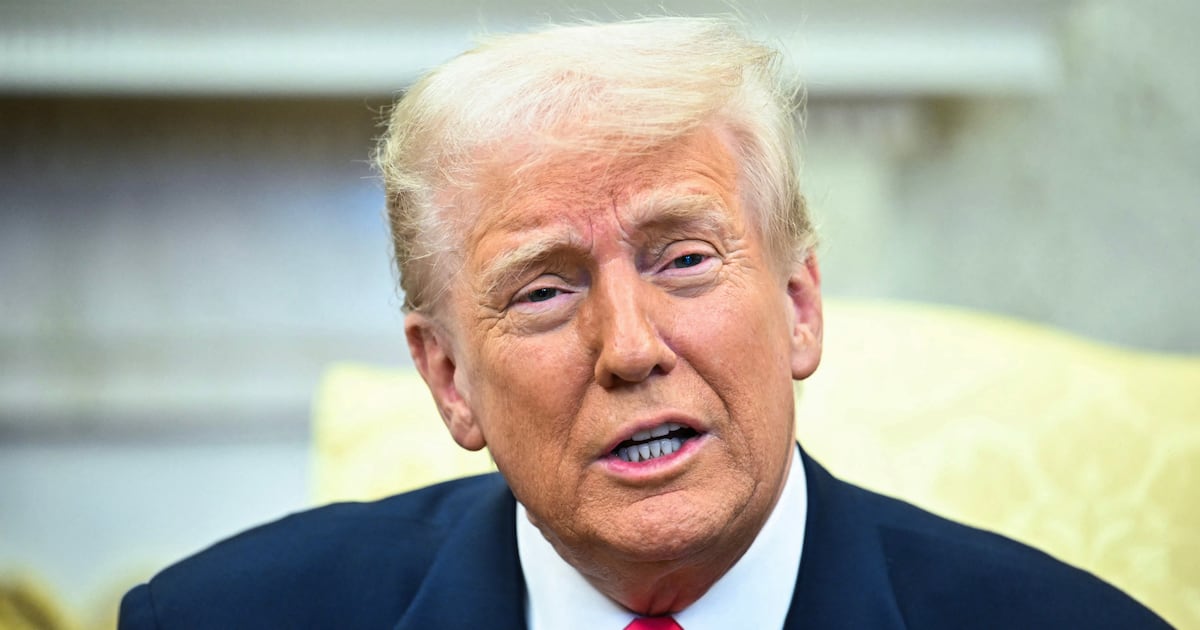 Trump Self-Soothes With Fake Photo of Unfinished Pet Project