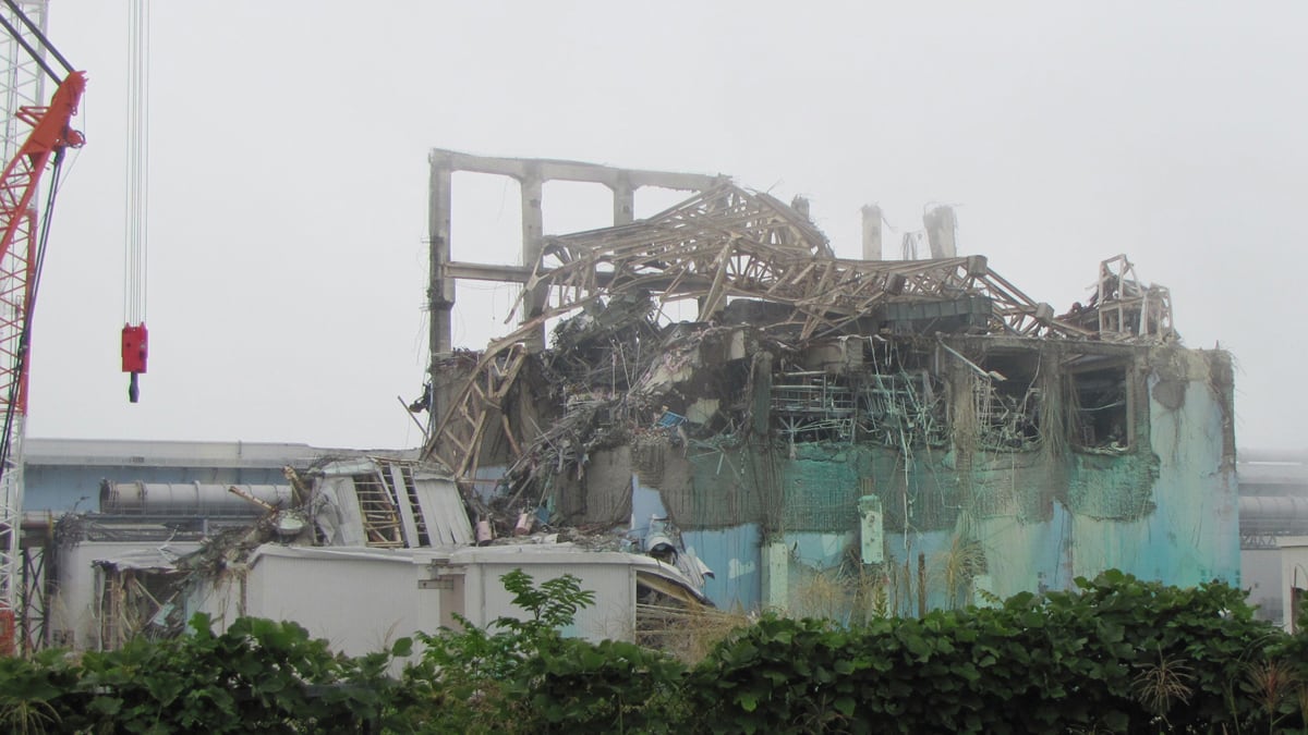 cheats/2011/09/20/japan-evacuates-1m-before-typhoon/fukushima-daiichi-typhoon-cheat_v77dkx