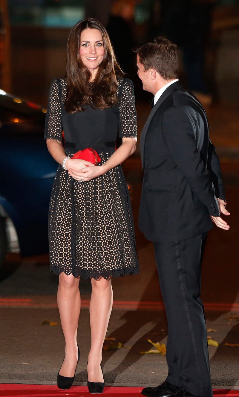 galleries/2010/12/10/kate-middleton-lookbook/140320-middleton-lookbook-8_dyvhox