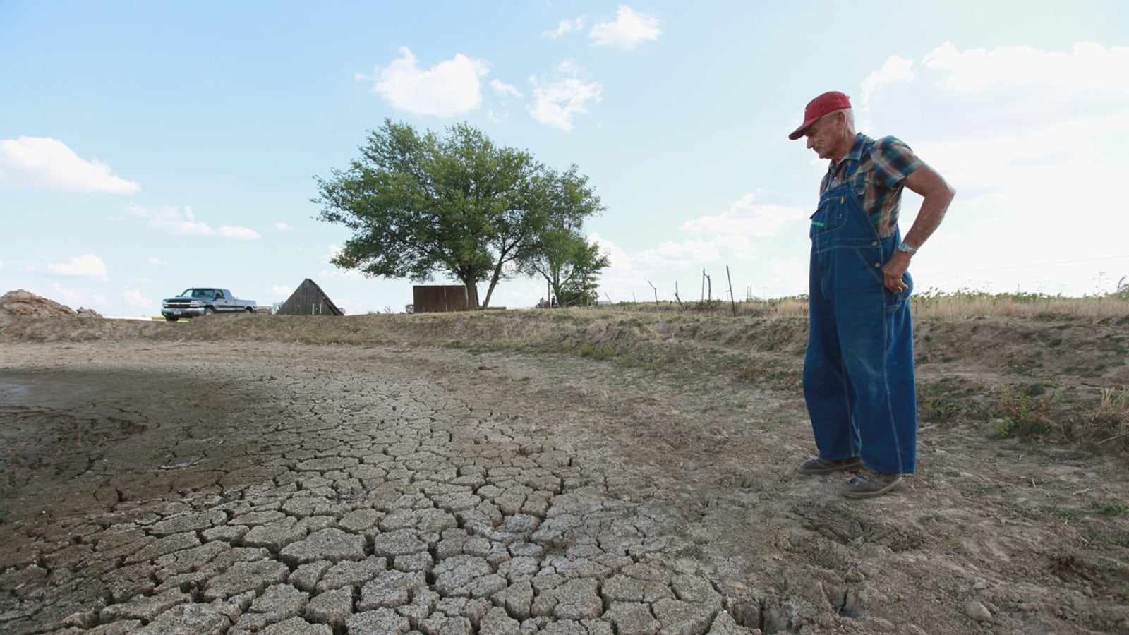 cheats/2012/08/01/u-s-drought-worsens/midwest-drought-dried-ground_dkh76g