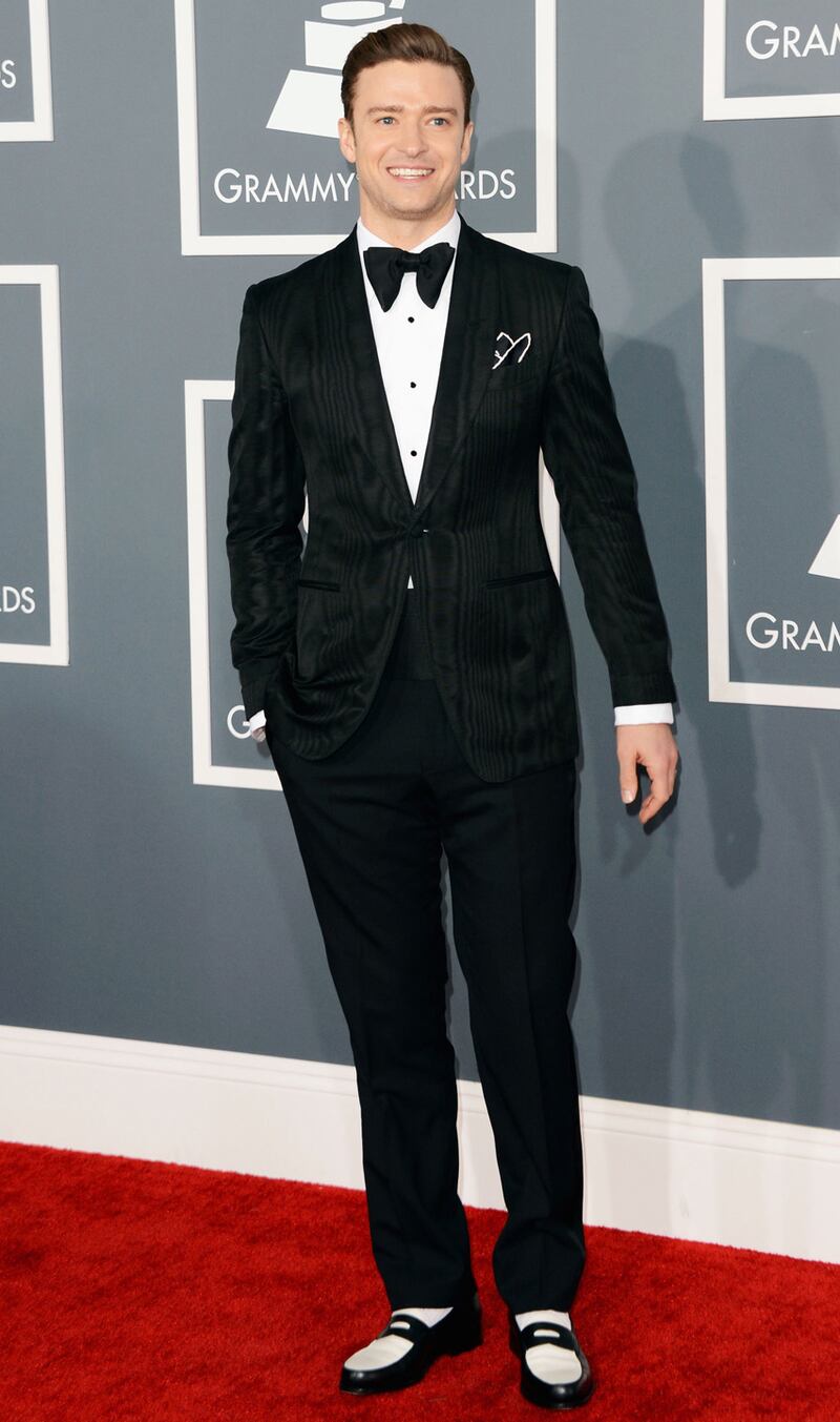 galleries/2013/02/10/grammy-awards-2013-justin-timberlake-carrie-underwood-more-photos/130210-justin-timberlake-grammy_bqzeev