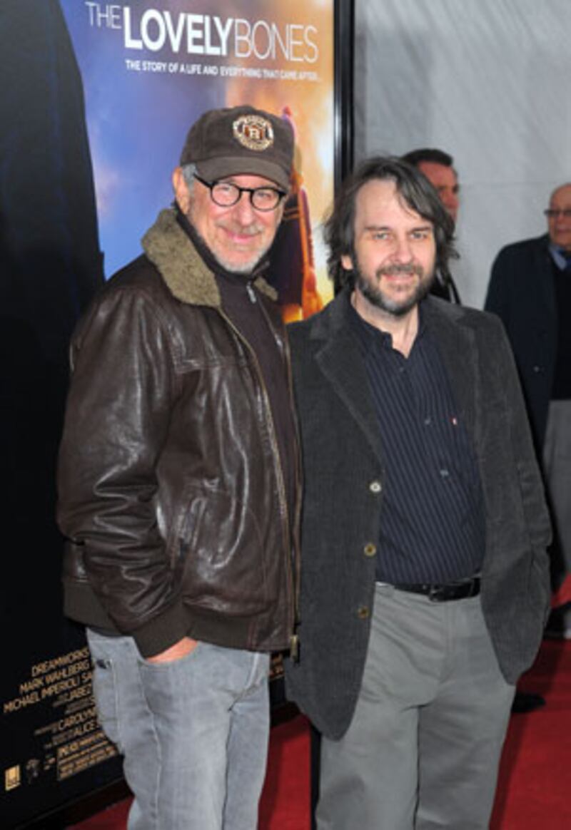 galleries/2009/12/08/the-lovely-bones-premiere/red-carpet---jackson_xscv8t