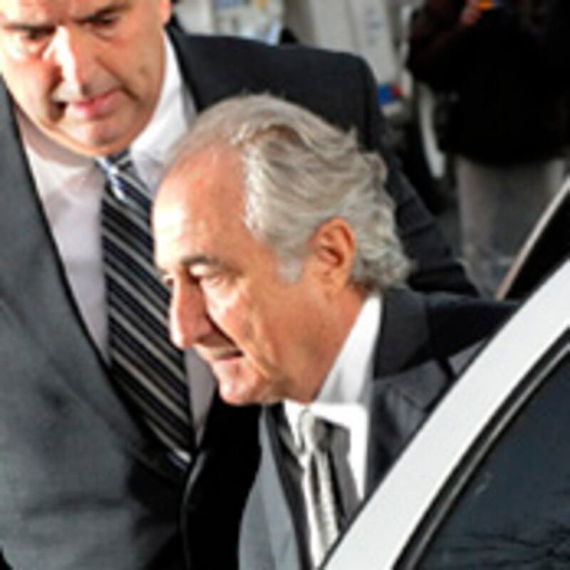 articles/2009/12/11/the-bungling-of-the-madoff-case/dodds-frank-bernard-madoff-scandal_68760_plc9m8