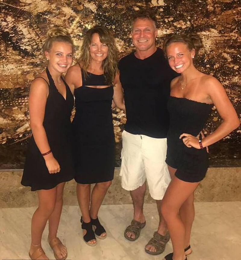 Brad and Suzanne Morphew with children