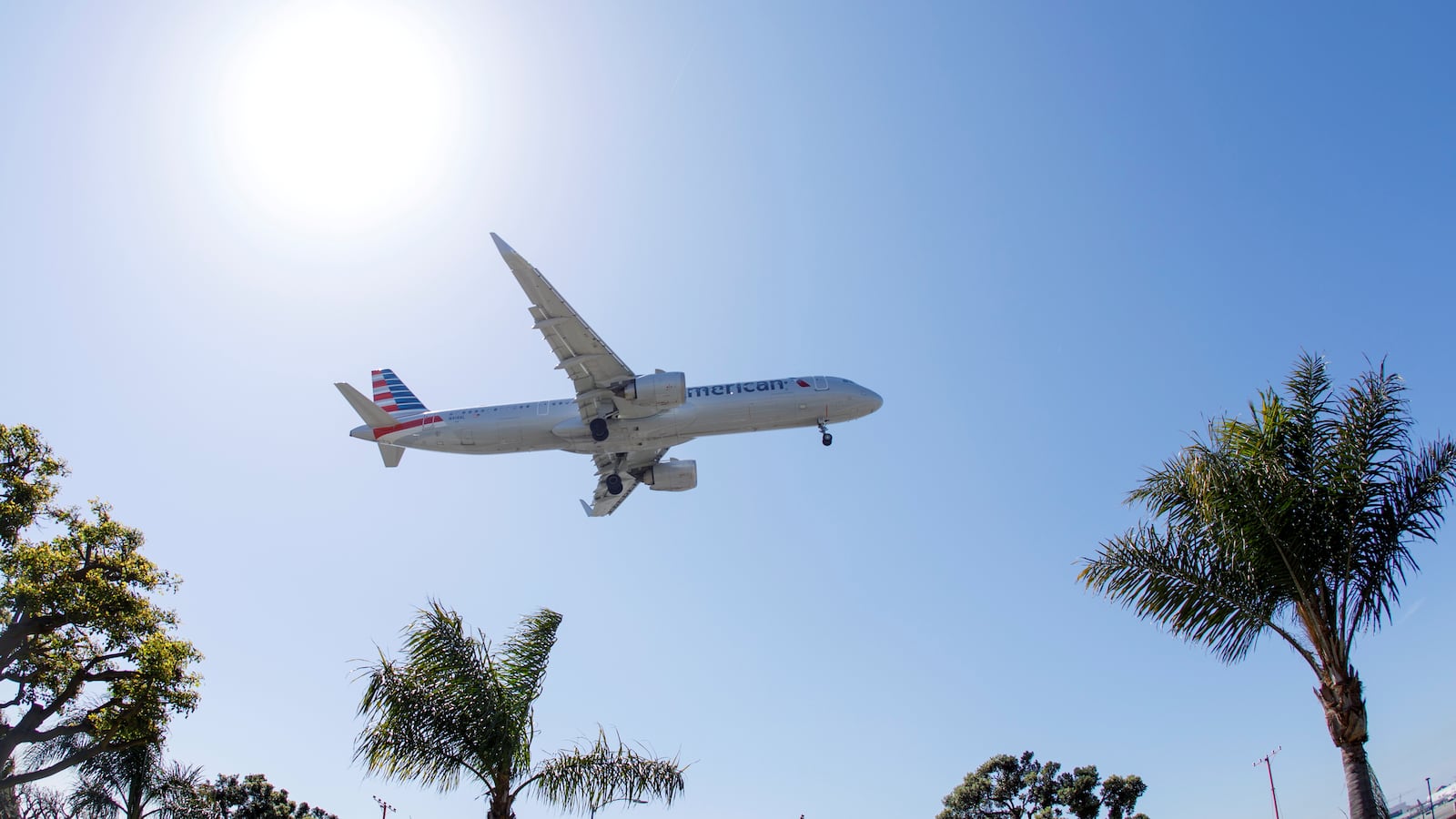 2021-05-28T112742Z_108865293_RC2ZON9LP8RI_RTRMADP_3_AIRLINES-USA-PILOTS-TRAINING_kylsco