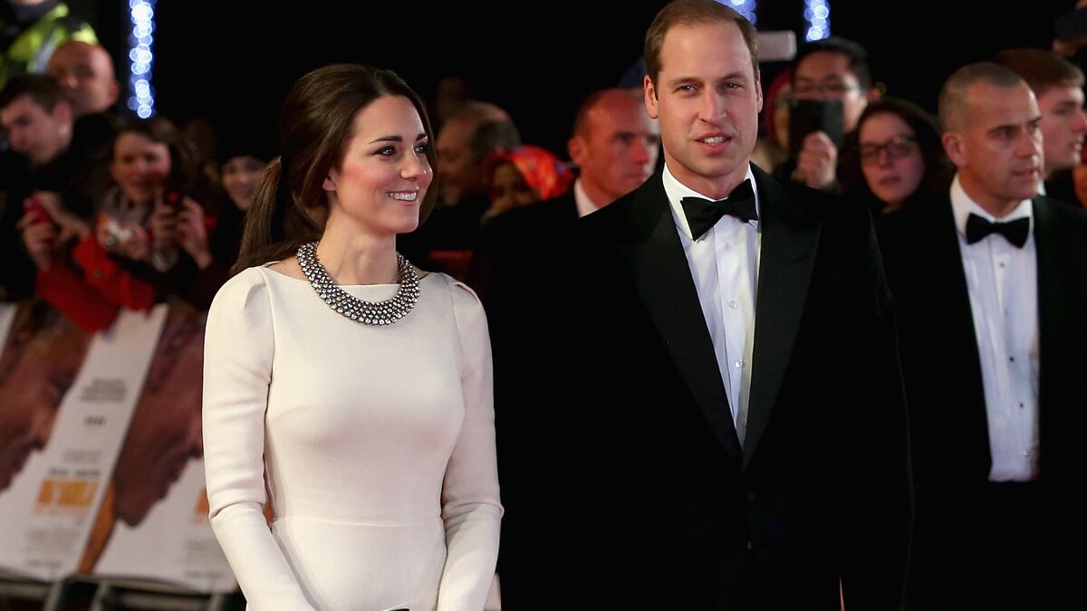 articles/2013/12/05/william-and-kate-told-of-mandela-s-death-as-they-watch-premiere-of-new-film-about-his-life/will-kate-mandela_b74kqx