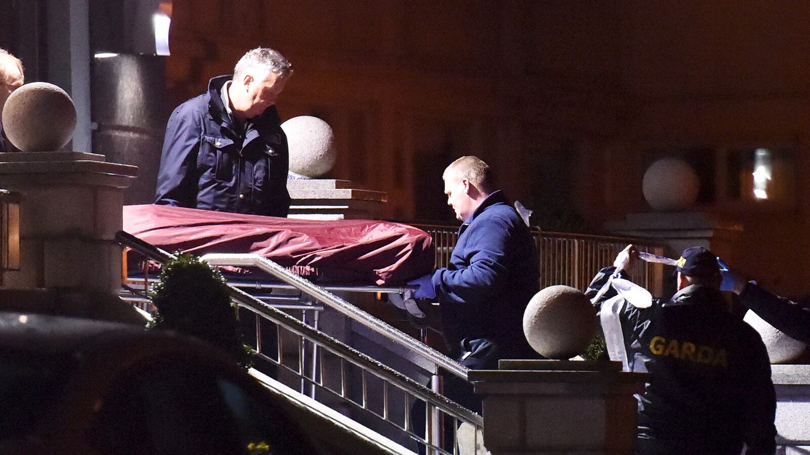 articles/2016/02/05/deadly-shooting-at-irish-boxing-weigh-in/160205-hines-boxing-tease_tmyn4y