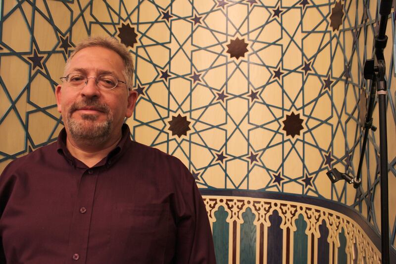 articles/2015/05/30/anti-islam-bigots-fail-to-provoke-in-phoenix/150529-zemansky-draw-mohammed-embed3_h8khvm