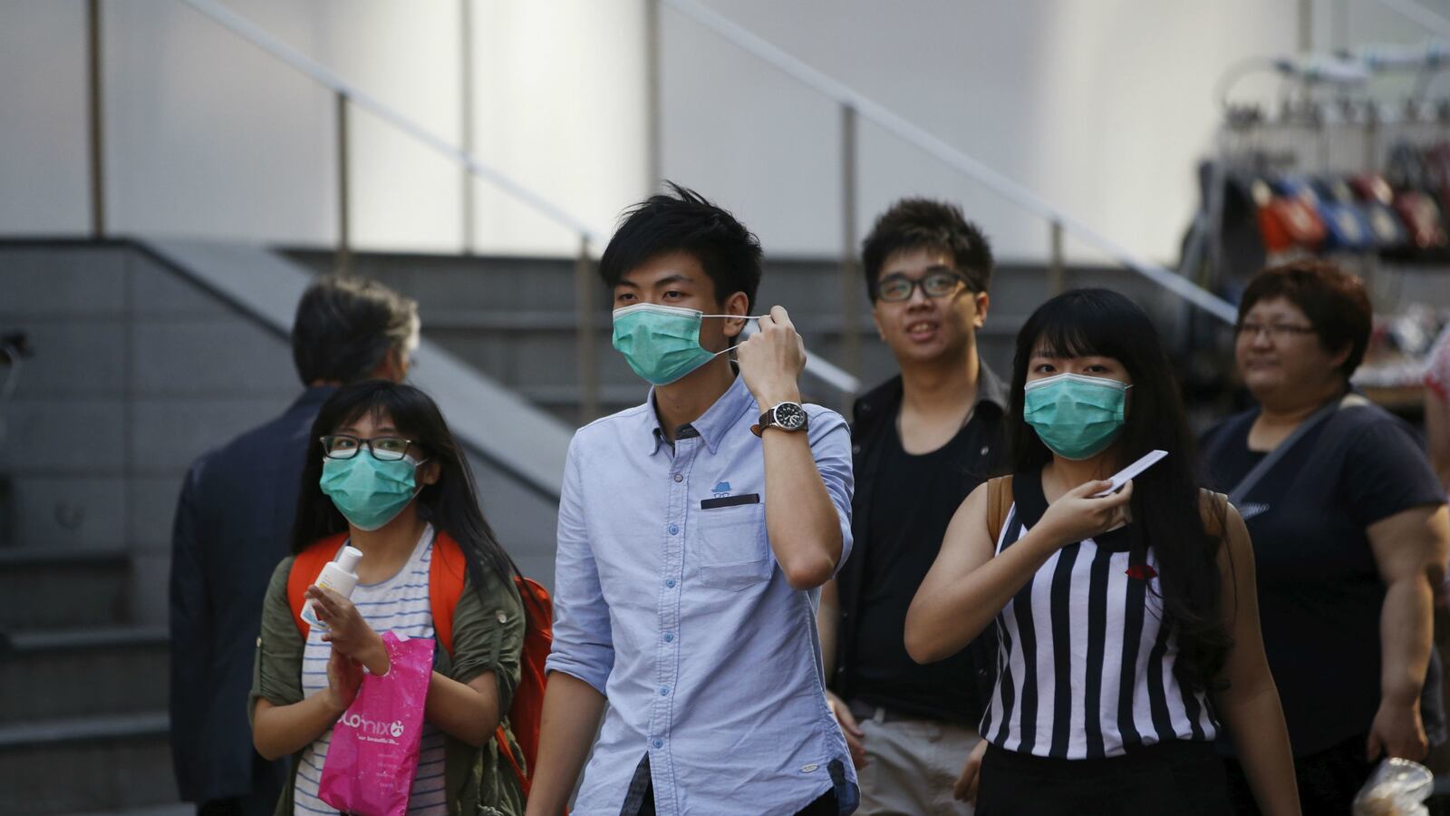 cheats/2015/06/09/7th-mers-victim-dies-in-south-korea/150603-south-korea-mers-cheat_weszit