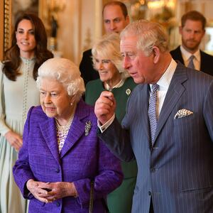 190305-sykes-royals-tease_solrd2