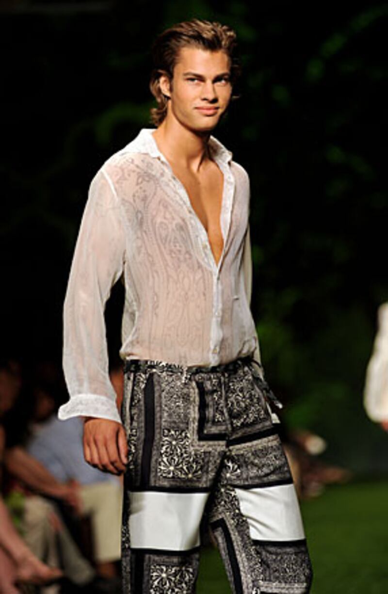 galleries/2010/06/22/milan-fashion-trends/milan-fashion-trends---mesh_umz7om