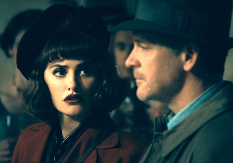 Penélope Cruz as Myrna Mallow and Peter Sarsgaard as Jake Wiles.