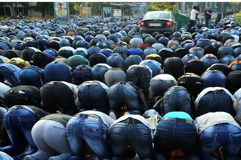 galleries/2013/08/09/week-in-photos-august-9-photos/130809-wip-Ramadan-Russia_sm4kfj