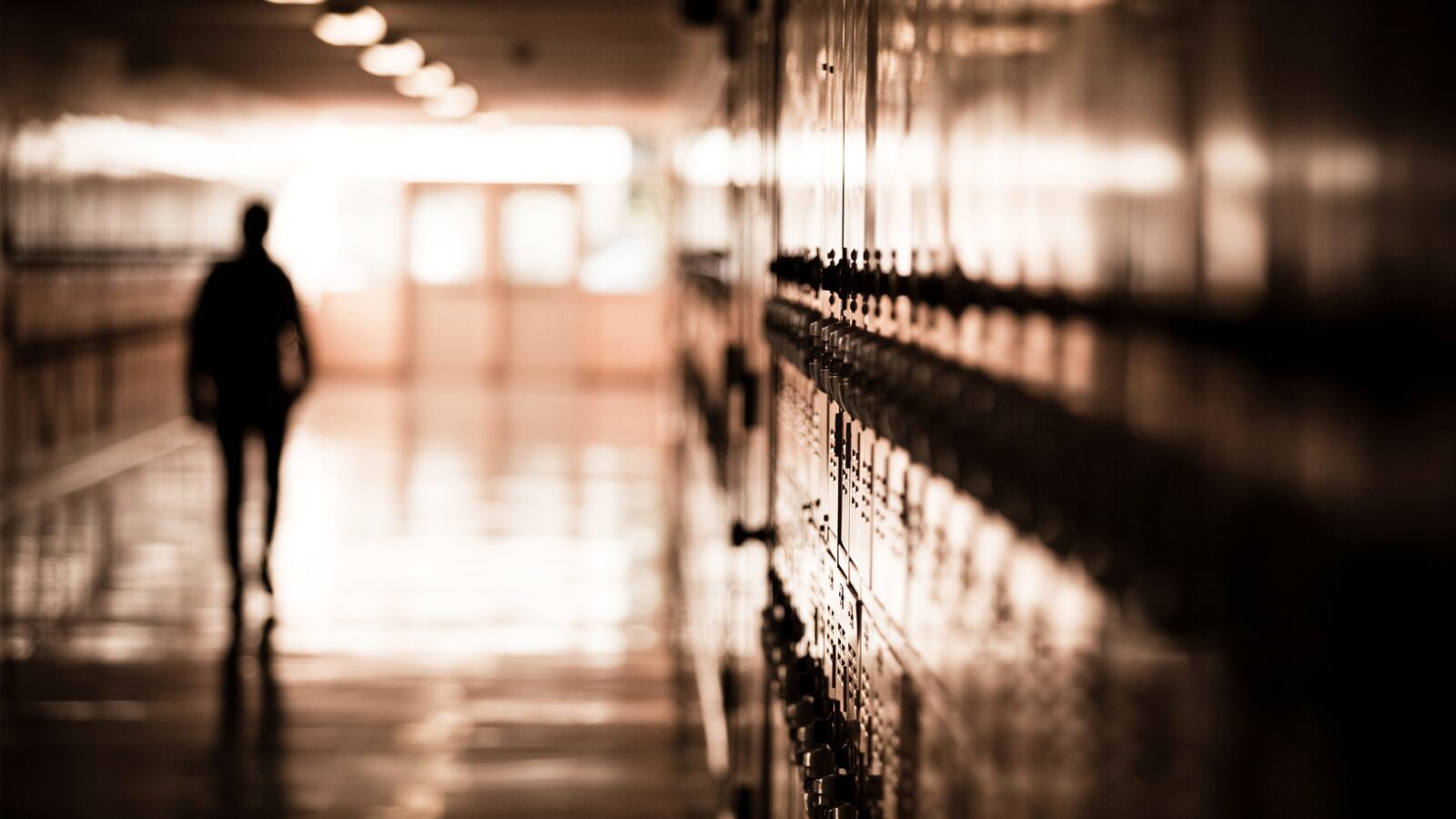 190129-shugarman-strip-search-girls-tease_nplycx