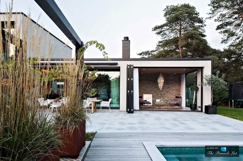 180210-mcnearney-omg-i-want-this-house-sweden-04_y7sgtn