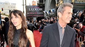 cheats/2009/04/29/mel-gibsons-russian-mistress/oksana-and-mel-gibson_rthhb4