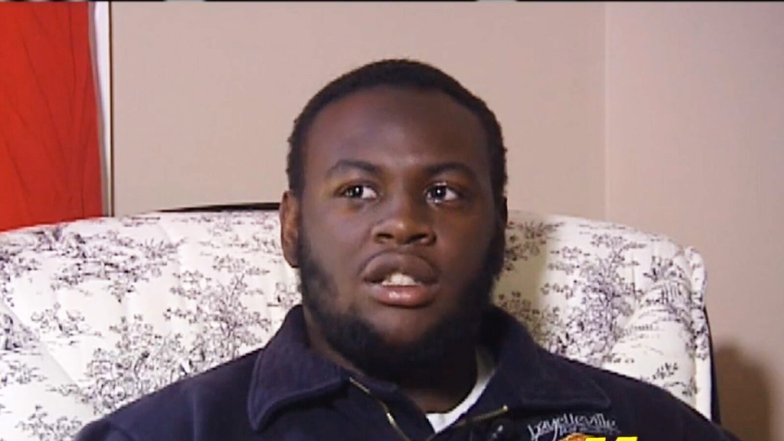 cheats/2014/10/08/cops-pepper-spray-black-teen-in-own-home/141008-police-pepper-spray-cheat_jlarra