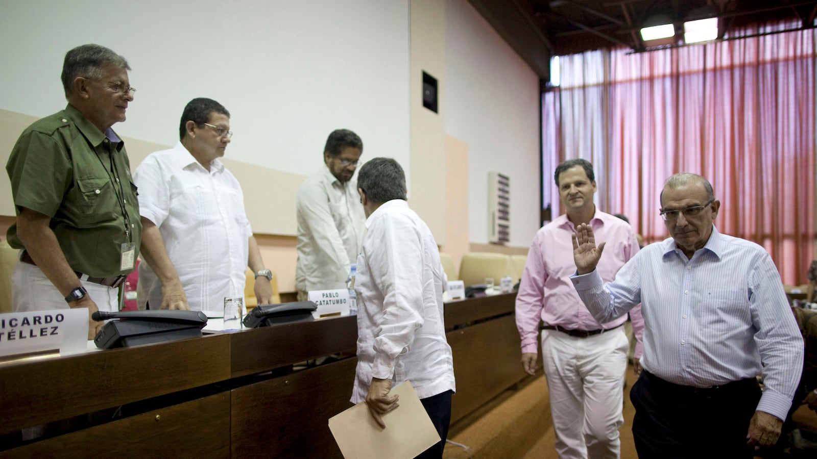 cheats/2013/05/27/colombia-farc-make-breakthrough-deal/130527-colombia-farc-cheat_wlhghu