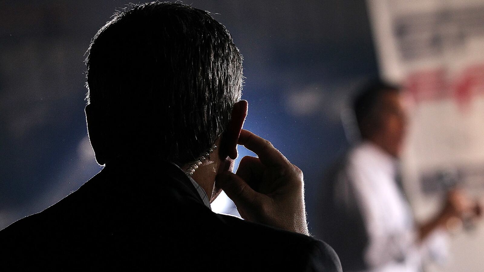 cheats/2012/02/27/santorum-gets-secret-service-detail/secret-service-romney-cheat_qtg2qu