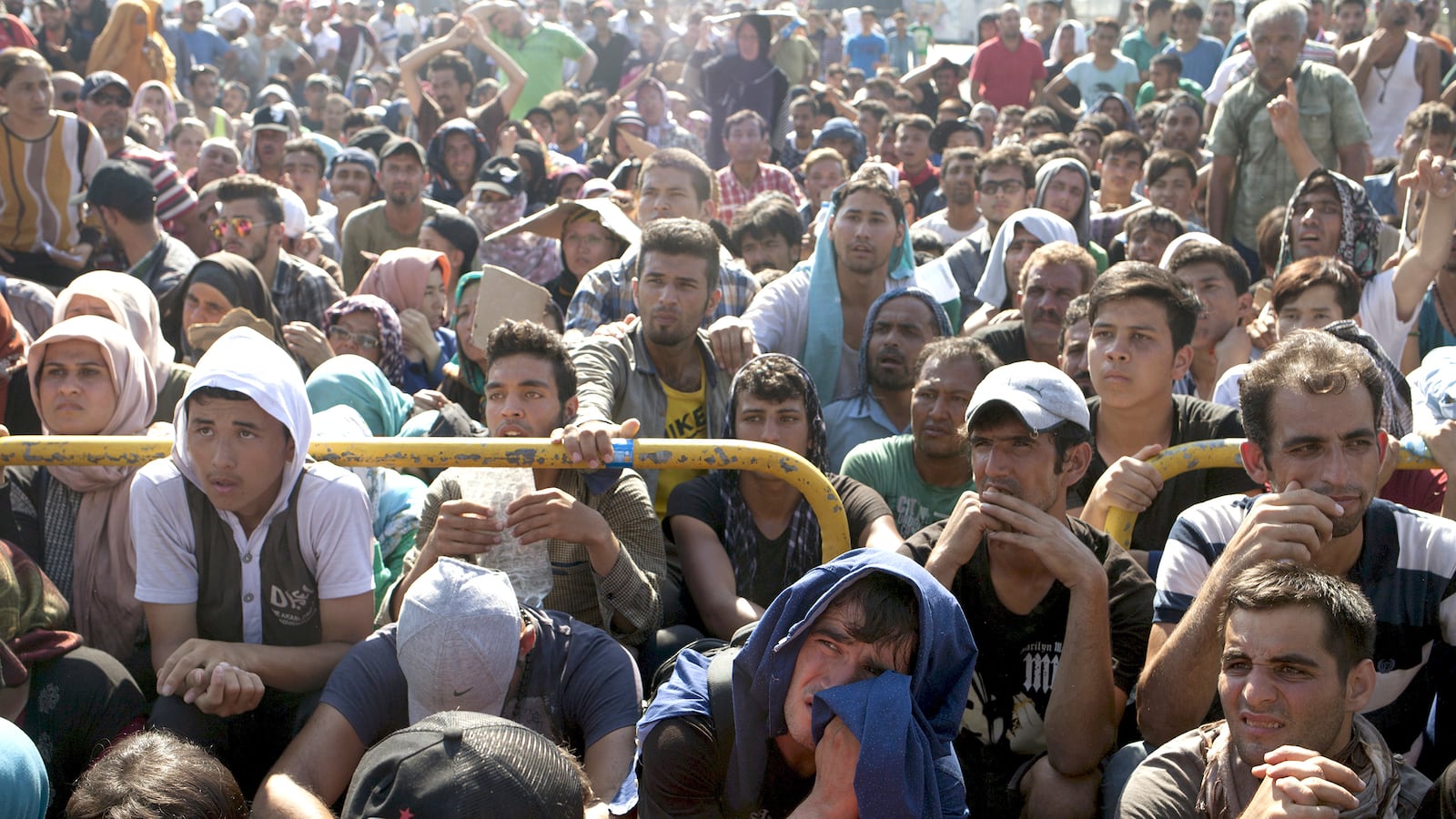 articles/2015/09/06/as-thousands-drown-trying-to-reach-freedom-where-is-the-u-s/150906-barnicle-migrants-tease_rsdy0y