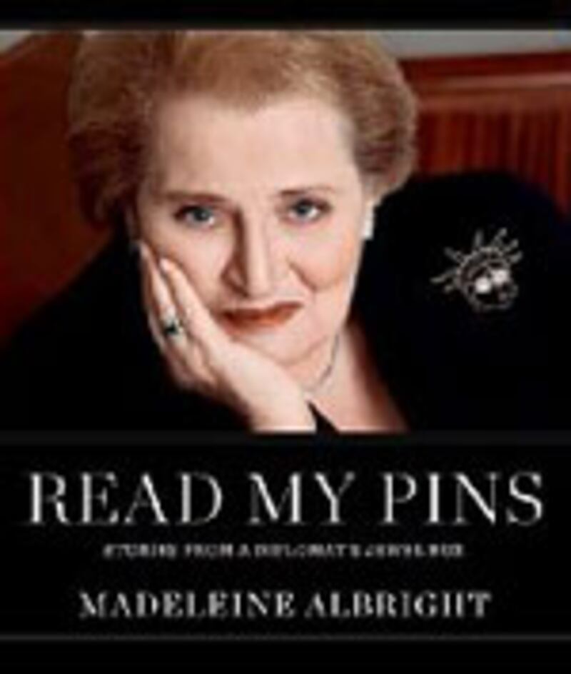 galleries/2009/09/25/madeleine-albright-read-my-pins/book-cover---read-my-pins_ci7fyj