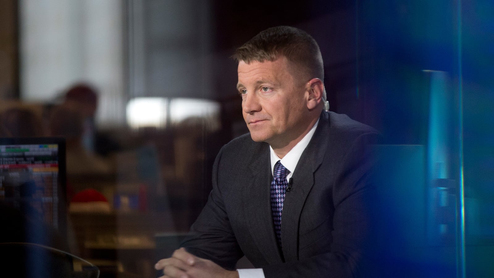 articles/2014/09/19/blackwater-founder-wants-to-fight-ebola-isis-and-for-the-gop-to-get-off-their-ass/140919-swin-prince-tease_xjv3mq