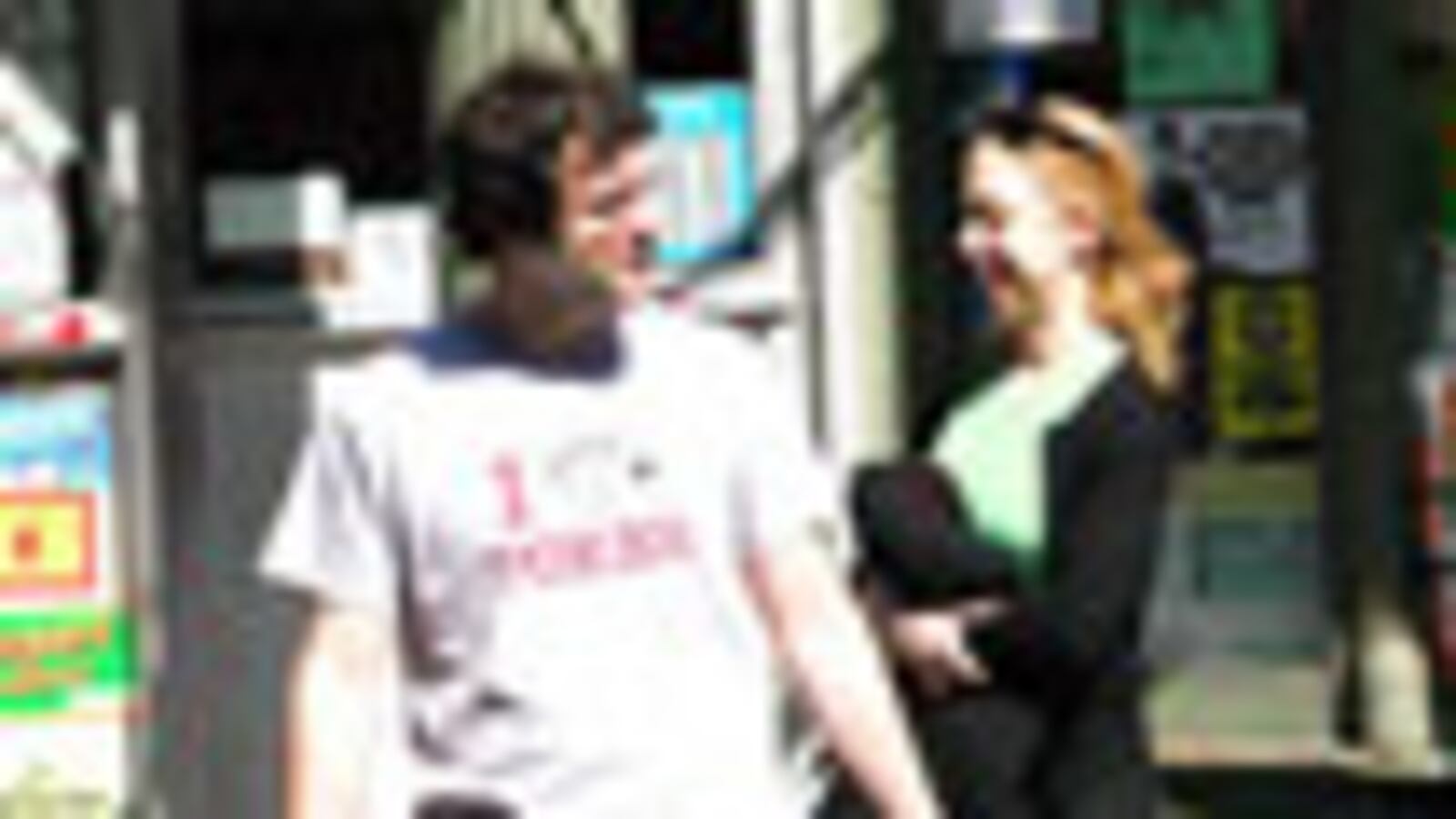 cheats/2009/11/30/chelsea-clinton-engaged/clinton-engagement_66087_fevlnk