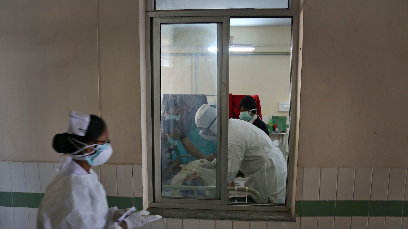 articles/2015/09/03/india-s-for-profit-hospitals-make-bank-from-unethical-procedures/150903-lytton-india-surgery-tease_w7zimi