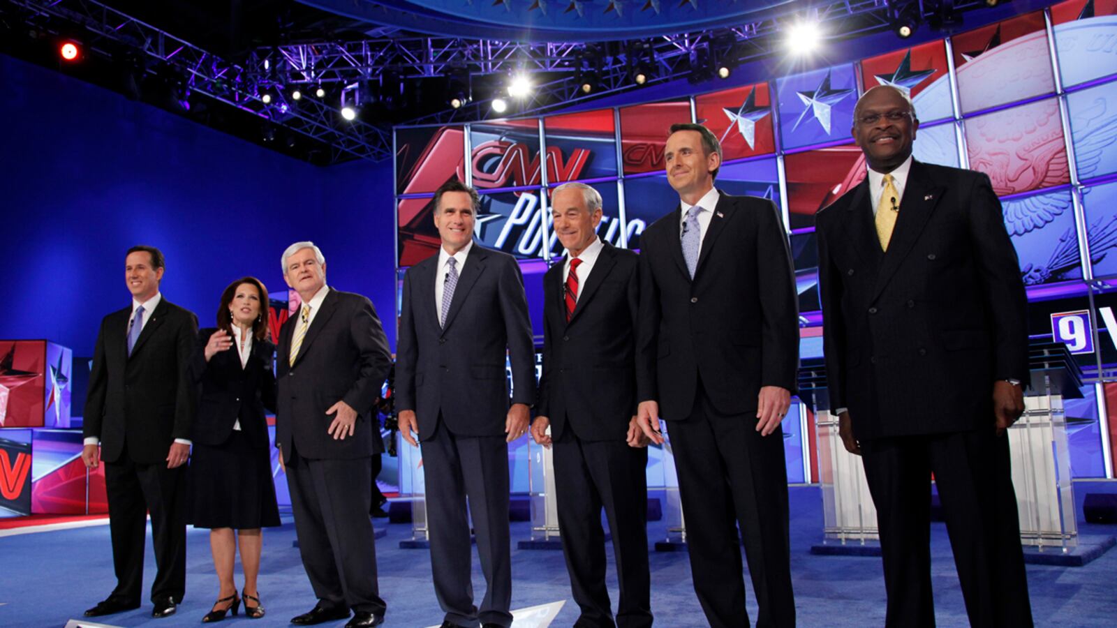 cheats/2011/06/25/romney-bachmann-lead-in-iowa/republican-candidates-large-families-lawrence_jkptn6