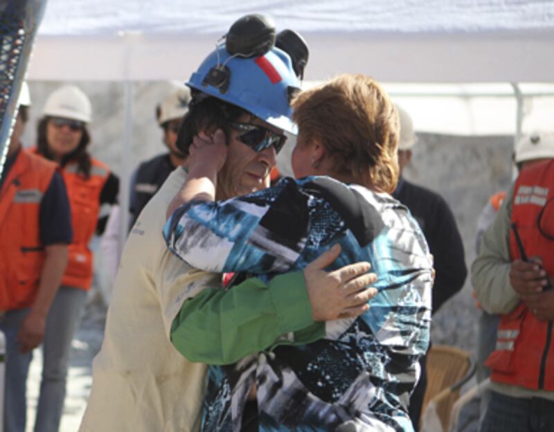 articles/2010/10/16/the-miners-mistress-and-chiles-etiquette-of-love/quan-miners_134403_h4g2kz