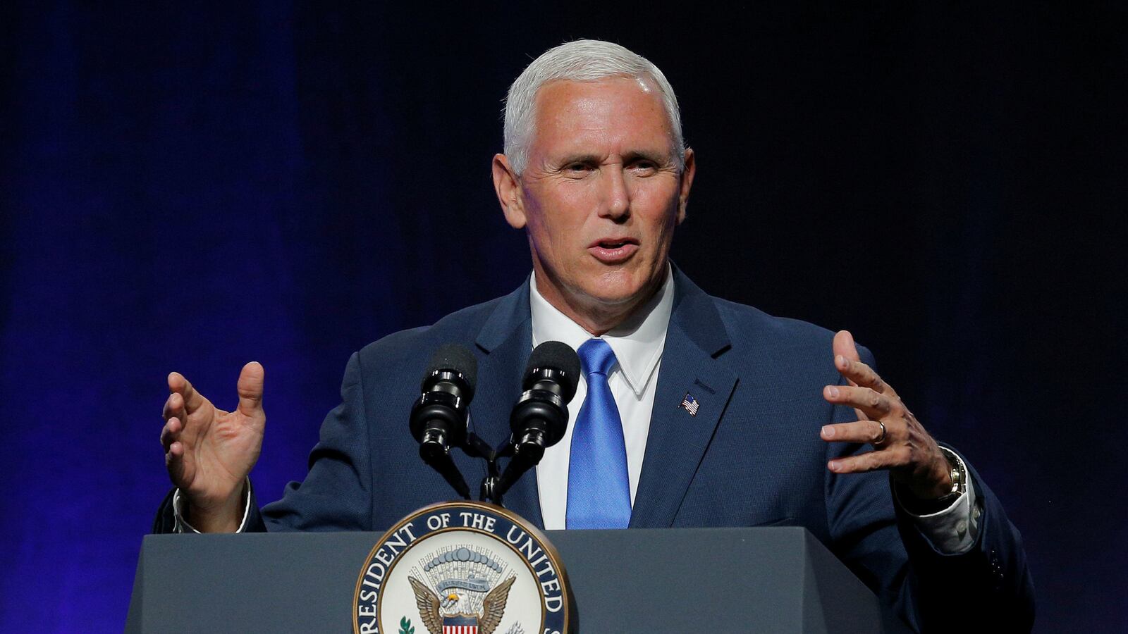 170714-pence-obamacare-cheat_yxb4dm