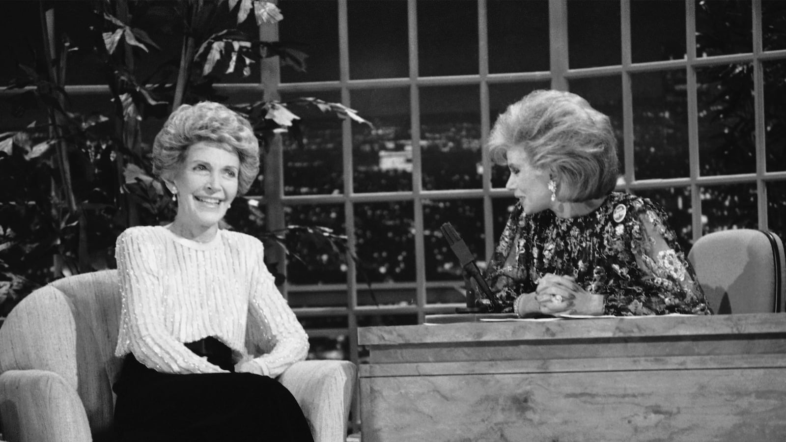articles/2016/03/07/how-nancy-reagan-helped-joan-rivers-get-her-dead-husband-s-body-back/160307-teeman-rivers-reagan-tease_flwpjg