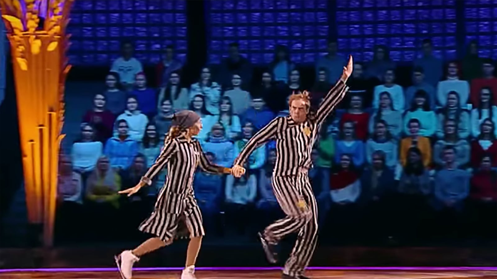 articles/2016/11/28/russia-s-sick-holocaust-on-ice/161128-Nemtsova-holocaust-ice-skating-tease-1_ie1mvd