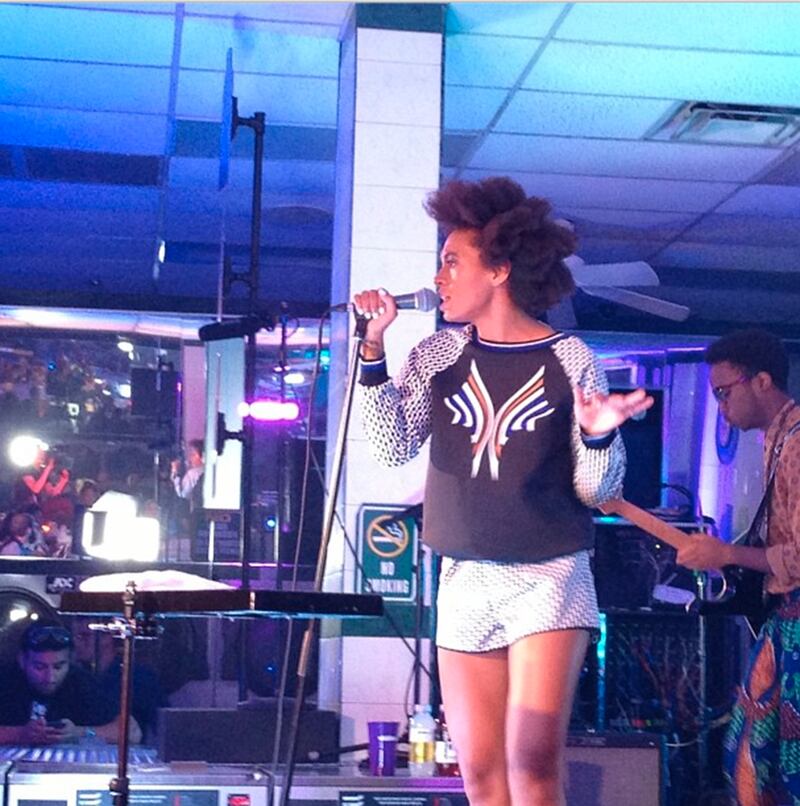 galleries/2013/08/04/beyonce-betsey-johnson-more-fashion-instagrams/fashion-instagrams-elle-10_gqrb4c