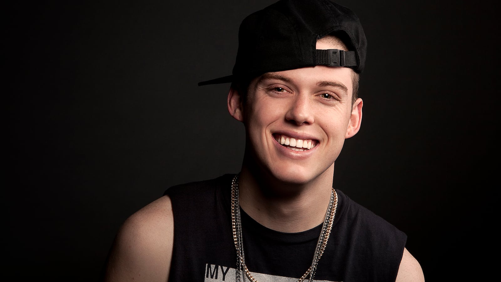 articles/2014/04/10/when-pop-star-harry-hudson-met-cancer/140409-hod-hudson_lpeu0b