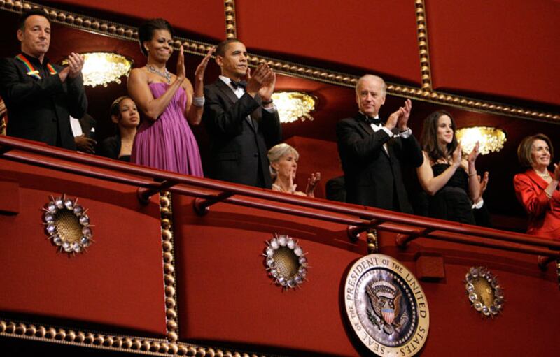 galleries/2009/12/06/kennedy-center-honors/kennedy-honors-18_dlaafn