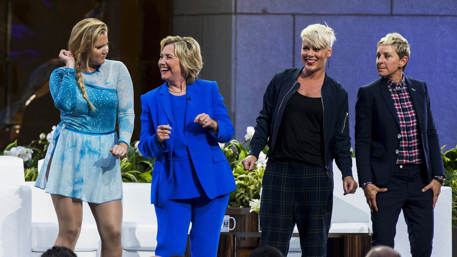 articles/2016/10/24/do-celebrity-endorsements-really-matter/161021-conservation-celeb-endorsements-tease_xthuuf