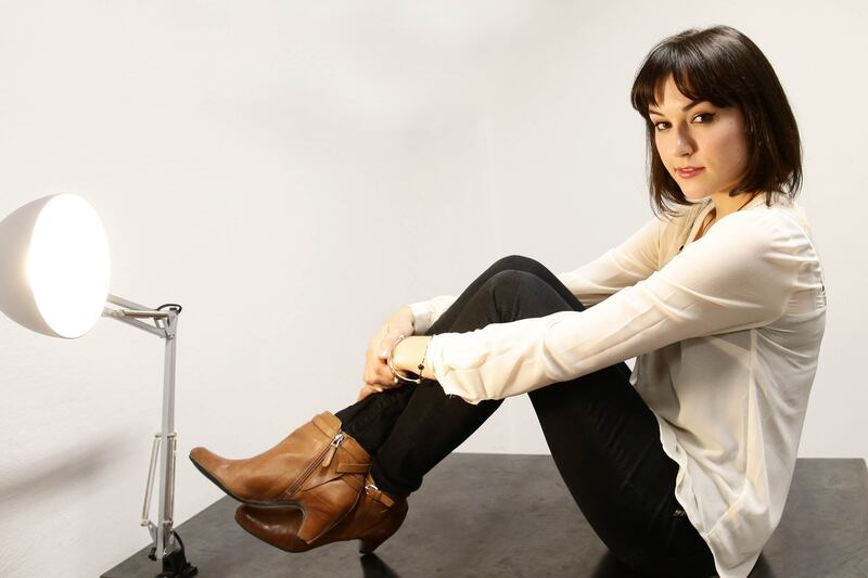 articles/2013/08/27/sasha-grey-on-her-novel-the-juliette-society-james-deen-and-more/130827-sasha-grey-juliette-society-tease_zhdk1d