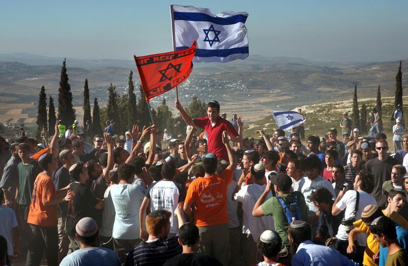 articles/2013/09/23/supreme-court-orders-former-settlement-land-returned-to-palestinian-villagers-but-army-fails-to-enforce/OZ_Homesh_t840hv