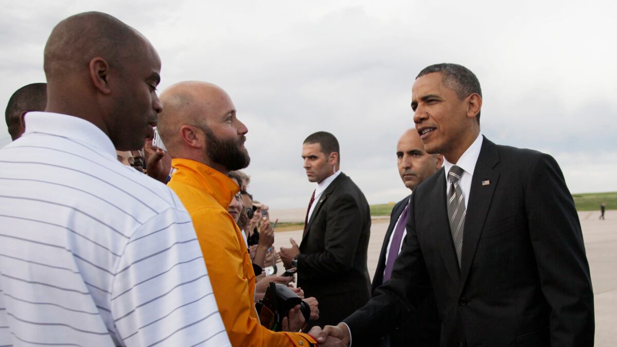 cheats/2012/07/22/obama-arrives-in-aurora/obama-aurora-colorado-cheat_apfmmm