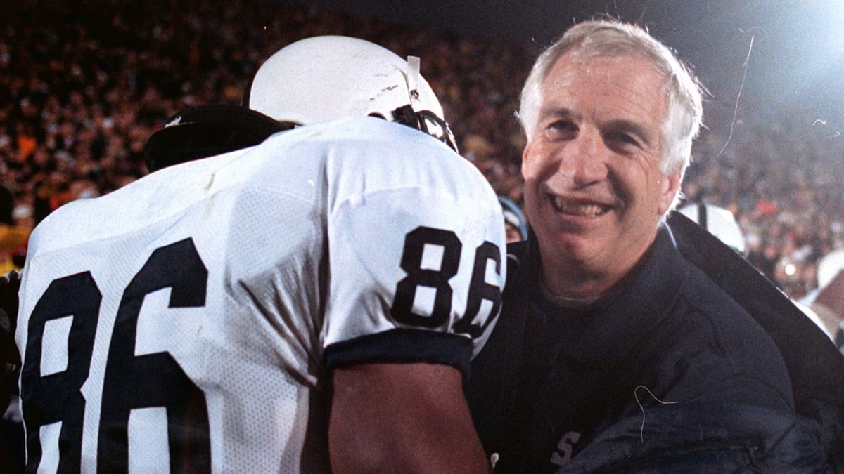 articles/2011/11/21/players-physical-abuse-sandusky-case-show-little-honor-left-in-football/jerry-sandusky-beinart_vowfhr