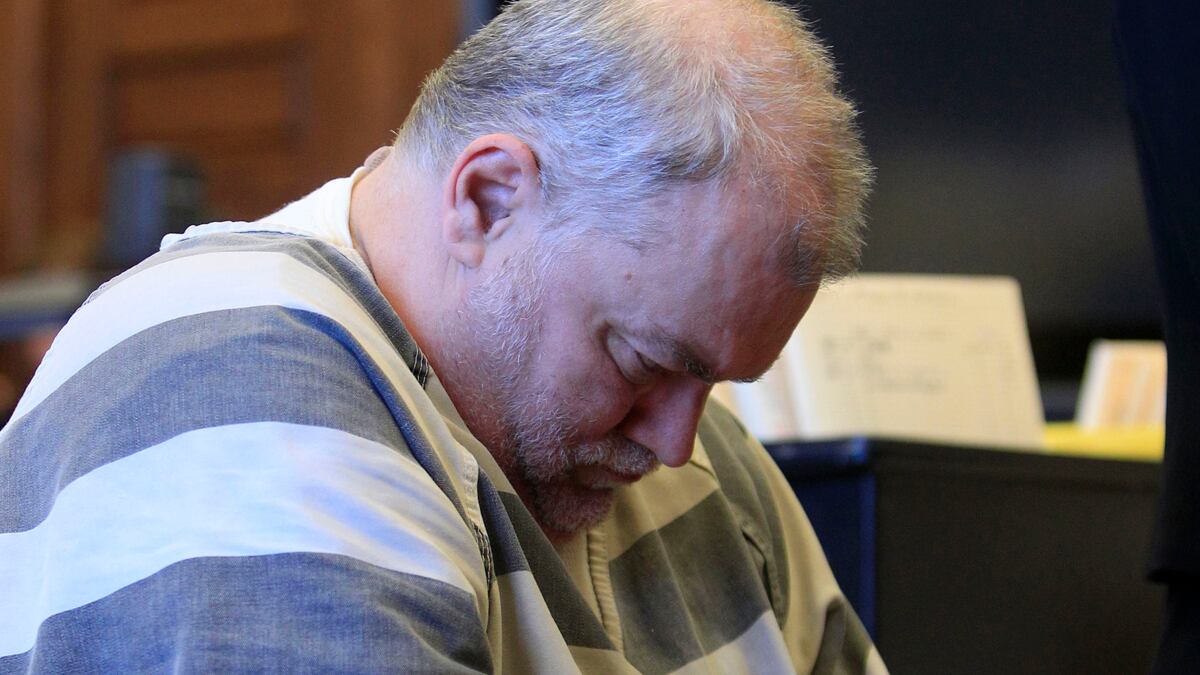 cheats/2011/12/02/teen-among-craigslist-suspects/craigslist-murders-cheat_lxf906