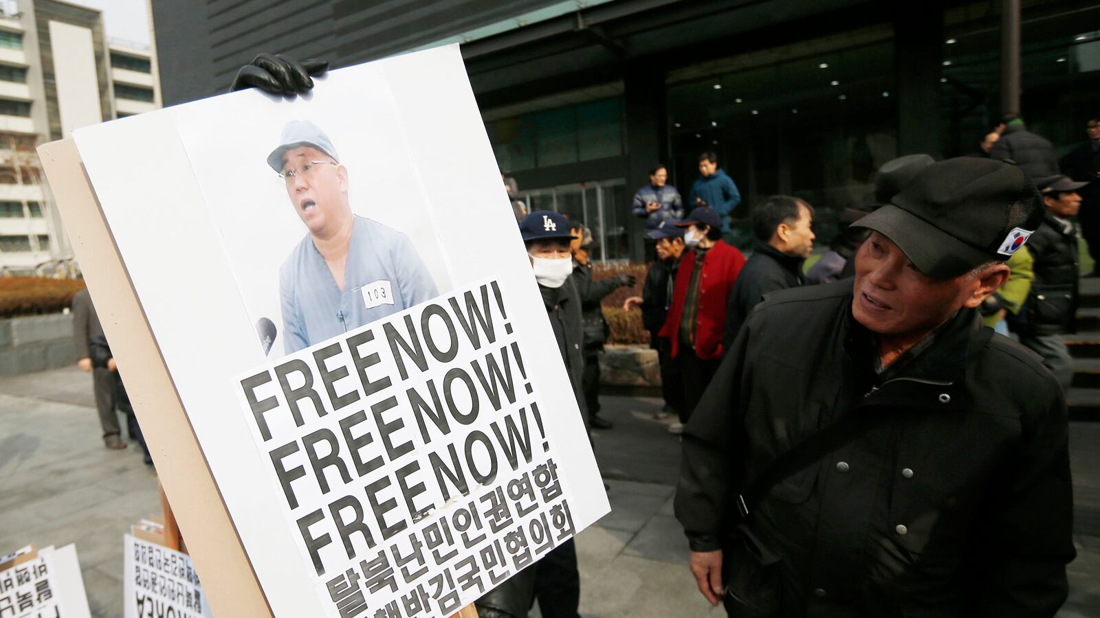 articles/2014/06/07/is-north-korea-collecting-american-hostages/140606-korea-hostages-mizokami-tease_xw5393