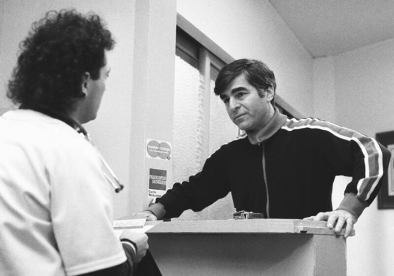 galleries/2011/04/16/politicians-television-cameos/political-tv-cameos---michael-dukakis_xybno8