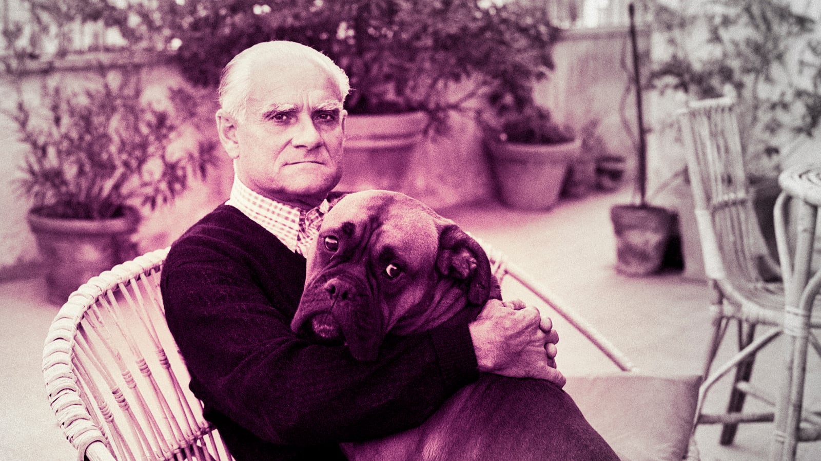 articles/2015/10/04/alberto-moravia-the-forgotten-muse-of-the-nouvelle-vague/151003-jones-moravia-tease_nj9nfr