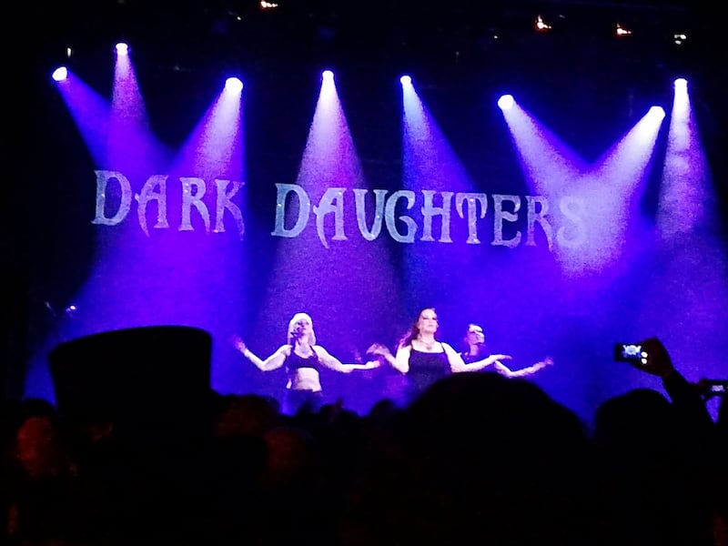 articles/2016/05/15/if-you-love-stevie-nicks-this-night-was-for-you/160514-veron-stevie-nicks-drag-embed3_zxoxnq