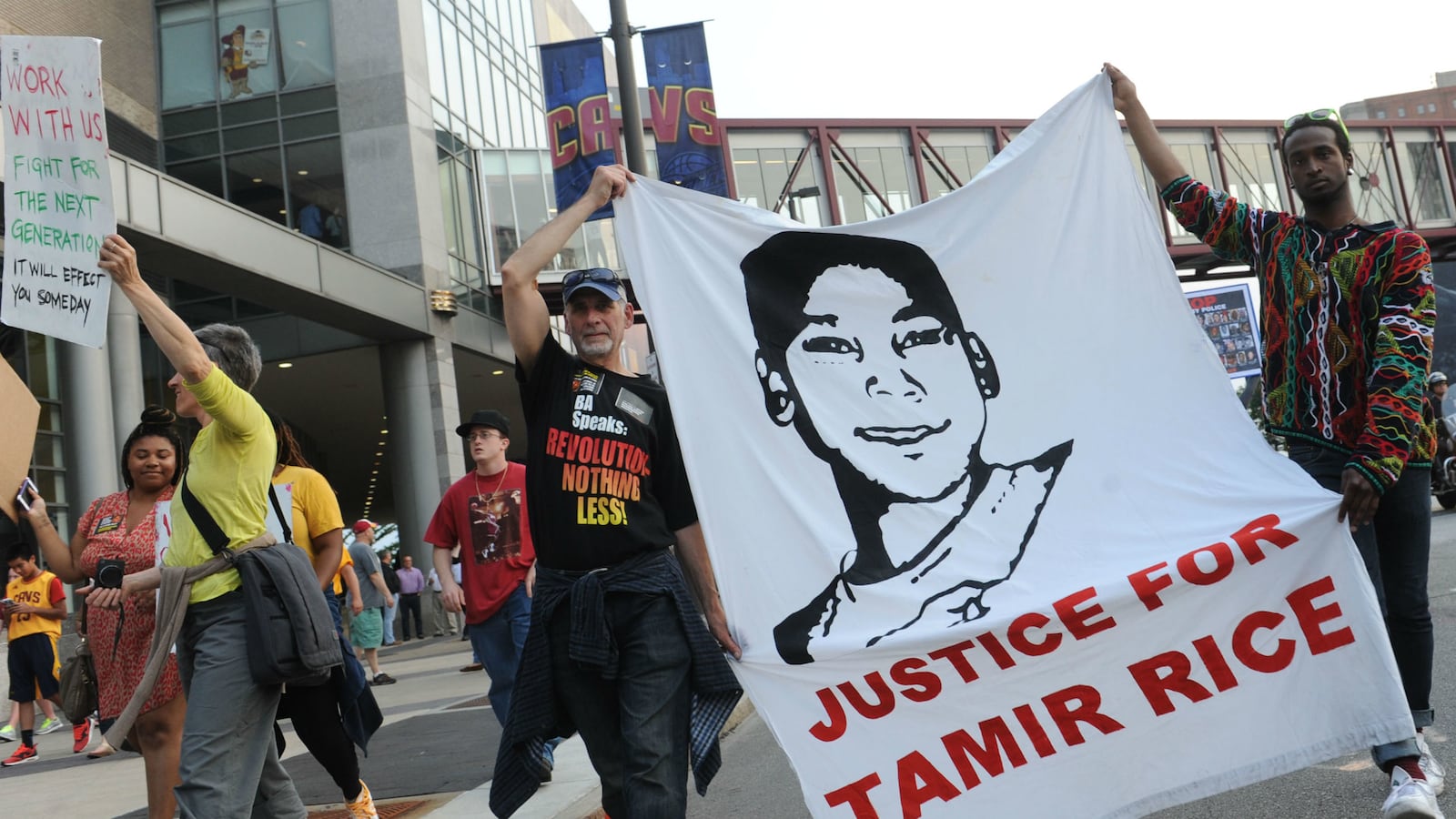 articles/2015/10/10/tamir-rice-shooting-found-reasonable/151010-taylor-rice-tease.jpg_zhupnm