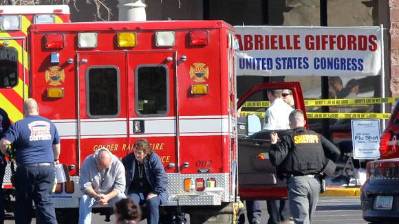 cheats/2011/05/25/conspiracy-tucson-shooting-a-hoax/gabrielle-giffords-2-1_rlwxcl