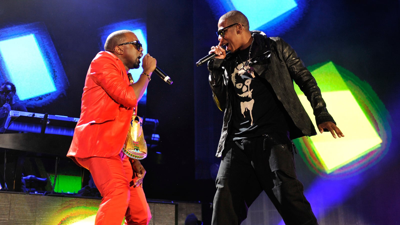 articles/2016/10/21/kanye-west-and-jay-z-s-combative-friendship-the-streaming-service-the-snubbing-and-the-slap/161020-zimmerman-jayz-kanye-tease_py2y0y